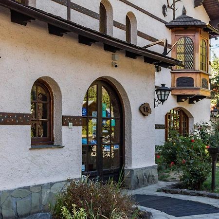 Hosteria La Posta Del Cazador Сан-Мартін-де-лос-Андес Екстер'єр фото