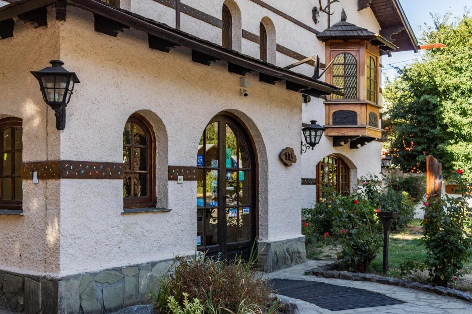 Hosteria La Posta Del Cazador Сан-Мартін-де-лос-Андес Екстер'єр фото