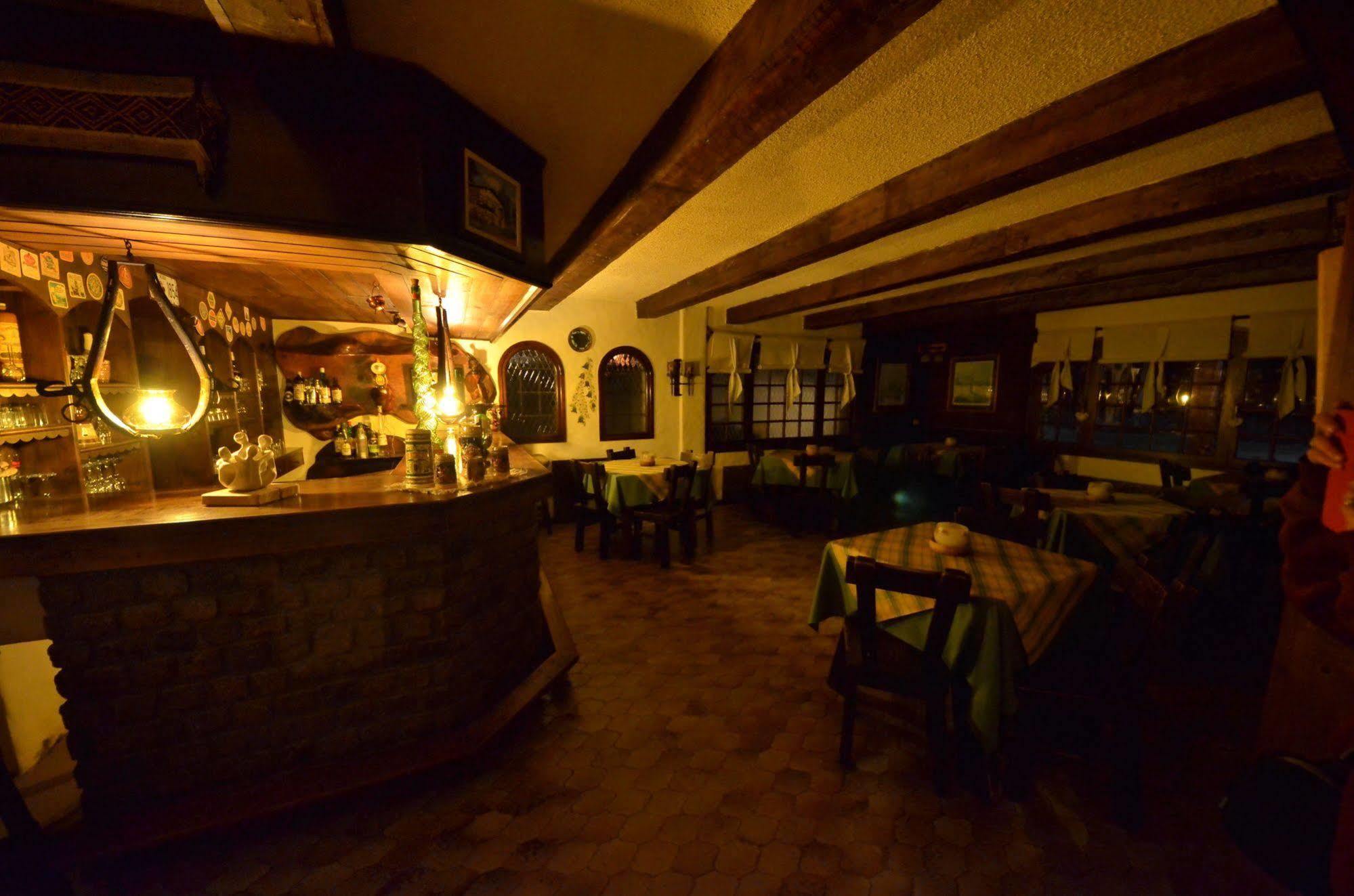 Hosteria La Posta Del Cazador Сан-Мартін-де-лос-Андес Екстер'єр фото