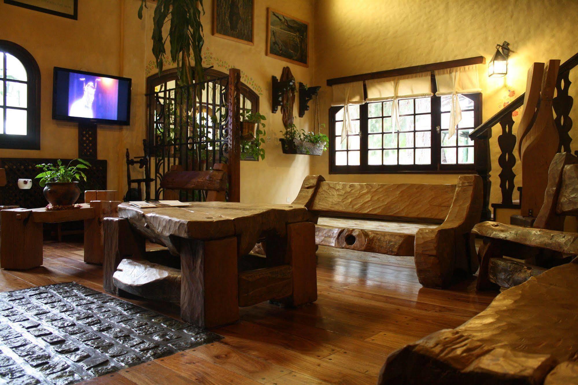 Hosteria La Posta Del Cazador Сан-Мартін-де-лос-Андес Екстер'єр фото