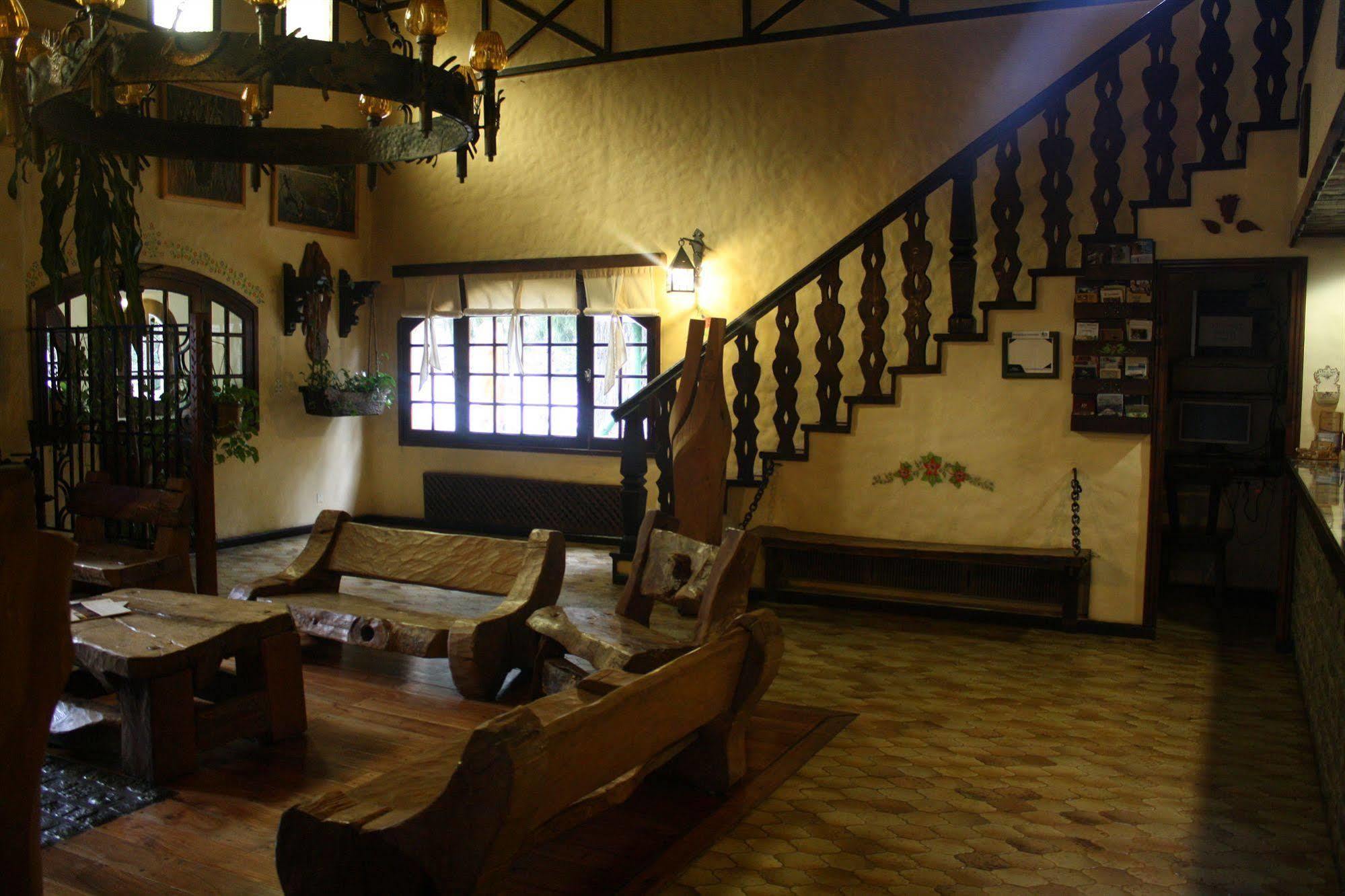 Hosteria La Posta Del Cazador Сан-Мартін-де-лос-Андес Екстер'єр фото
