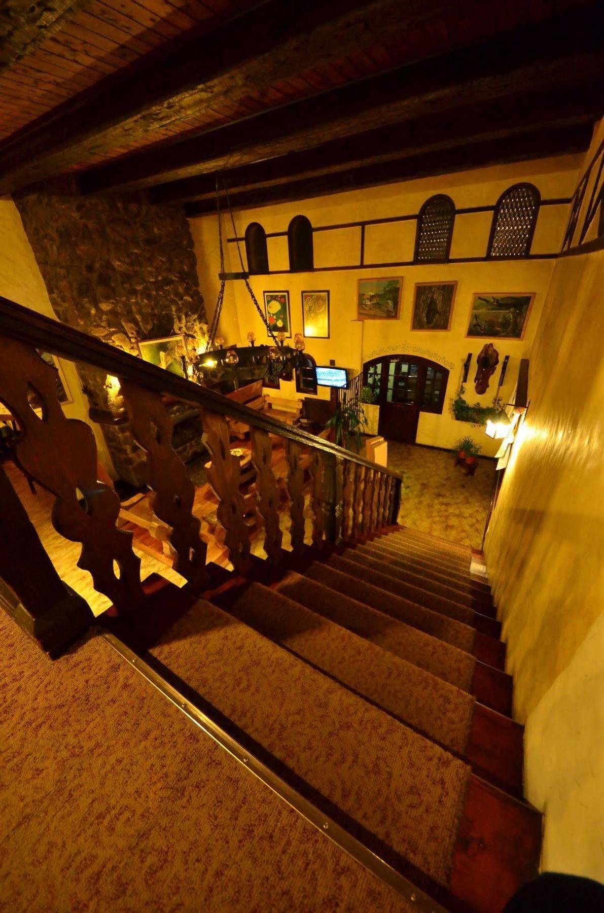 Hosteria La Posta Del Cazador Сан-Мартін-де-лос-Андес Екстер'єр фото